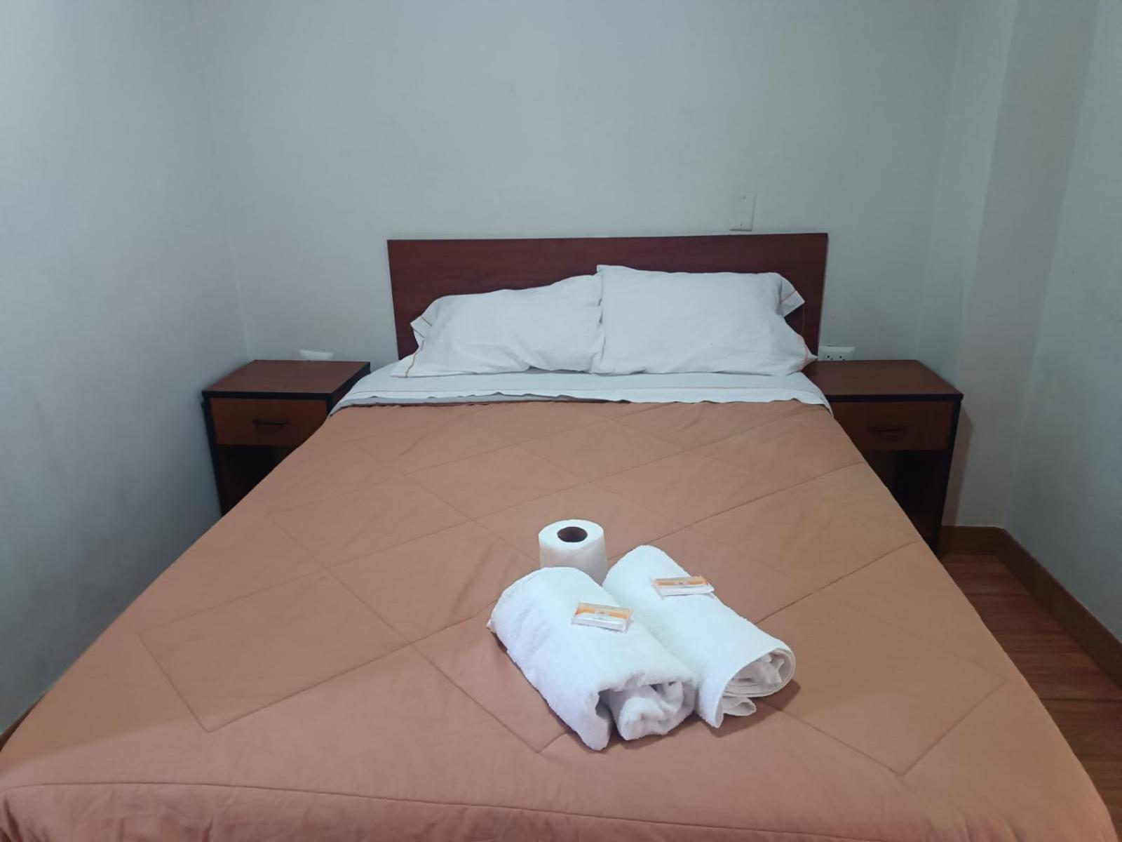 Hostal Yuraq Wasi 596 Аякучо Екстериор снимка