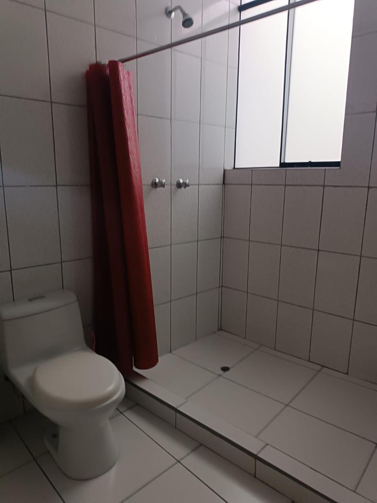 Hostal Yuraq Wasi 596 Аякучо Екстериор снимка