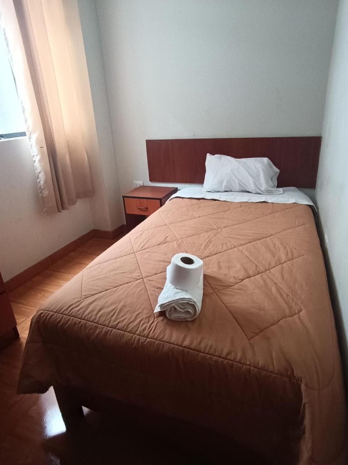 Hostal Yuraq Wasi 596 Аякучо Екстериор снимка